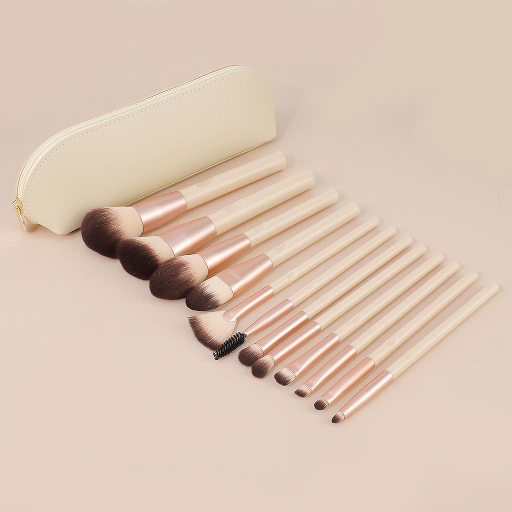Hot-selling 12 Makeup Brushes Soft Bristles Eyeshadow Highlight Grooming Highlight Loose Powder Brush Foundation Brush Beauty Tools