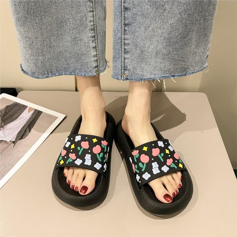 Fashion Women's Summer Tulip Platform Slides Stylish Thick Sole Slippers for Indoor Outdoor  Beach Use Trendy Ins slippers Sandals