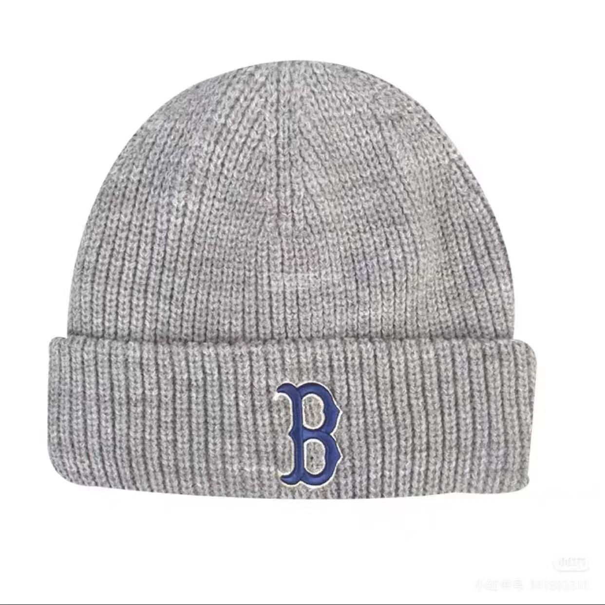 

MLB Korea Unisex Beanie Hat with NY or LA Embroidery - Warm, Versatile, and Perfect for Autumn and Winter. Hat Only