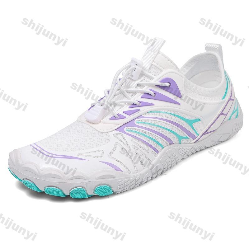 Outdoor Lovers Shoes 2026 New Summer Lace Up Quick Drying Beach Shoes Woman Lightweight Comfortable Non Slip Men Board Sneakers