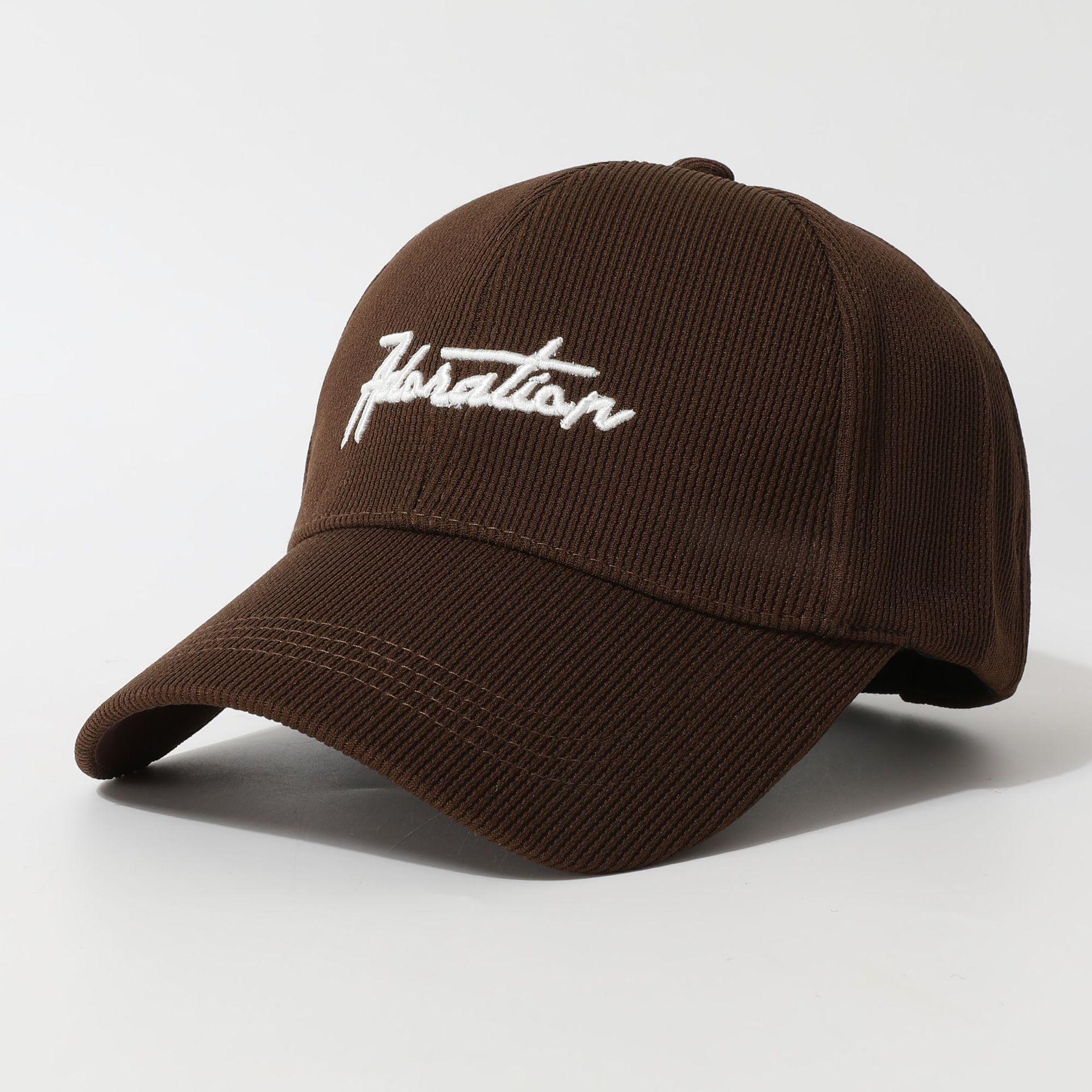 

Вышитые буквы плюс бархатная бейсболка для женщин осень и зима повседневная универсальная утолщенная теплая кепка с козырьком для мужчин, подчеркивающая маленькое лицо Adjustable