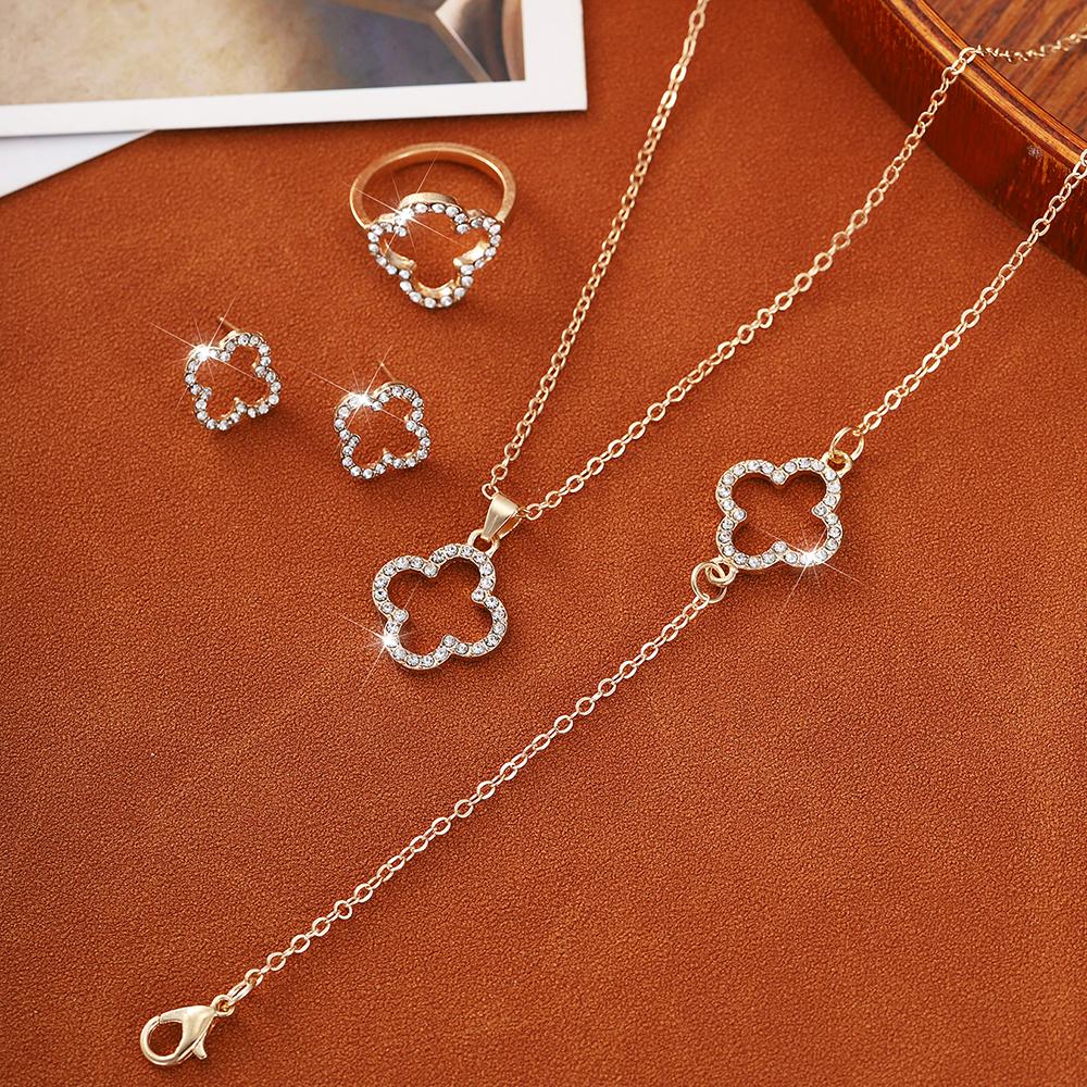 5 Pcs Women's Zircon Set - LuckyFive-Leaf Clover Necklace And Bracelet, Women's Accessories Suitable For Acations And Daily We