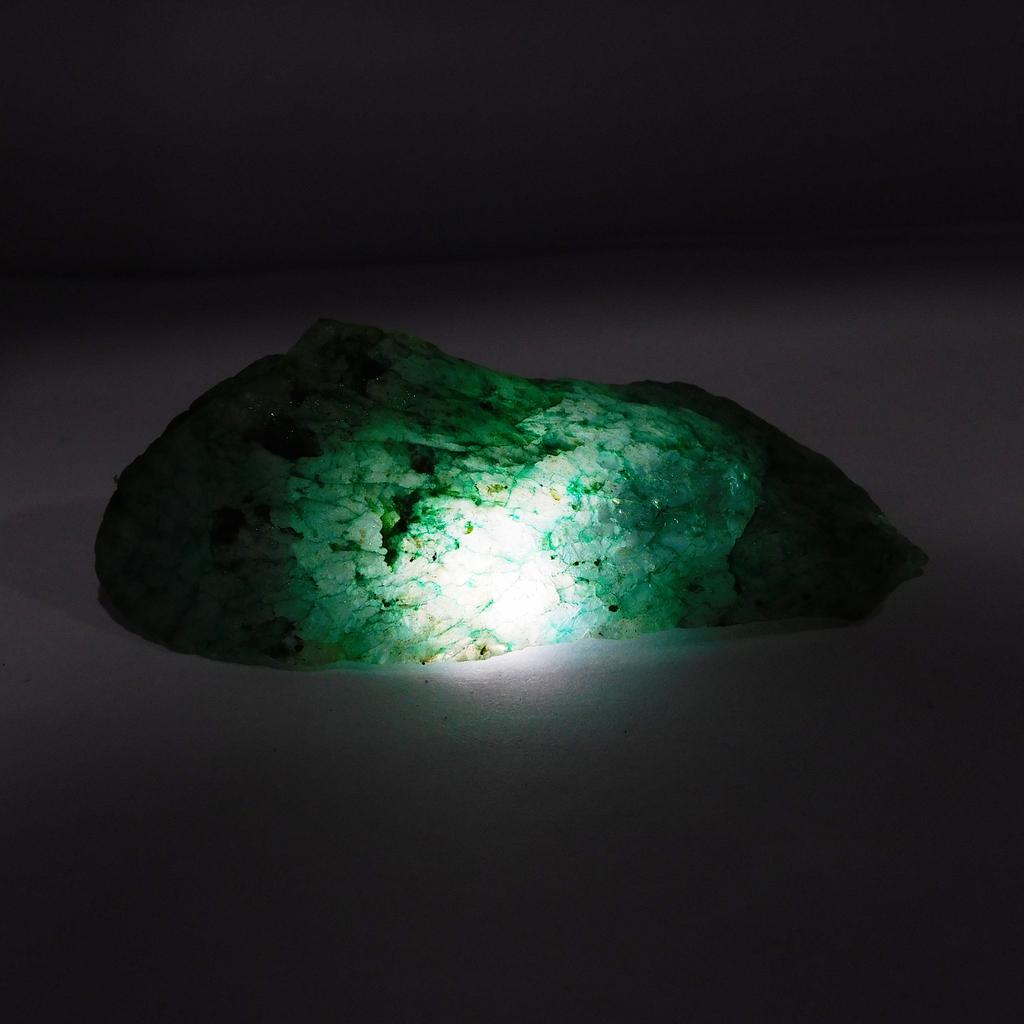 Natural Green Emerald Loose Gemstone 348.80 Ct Brazilian Uncut Rough for Gemstone Collections