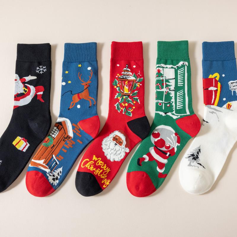 Colorful Trendy Mid-Calf Cotton Christmas Casual Men's Socks