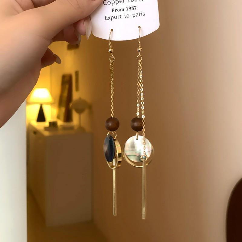 Vintage Ethnic Silver Needle Diamond Inlaid Round Flower Acrylic Resin Stud Earrings for Women