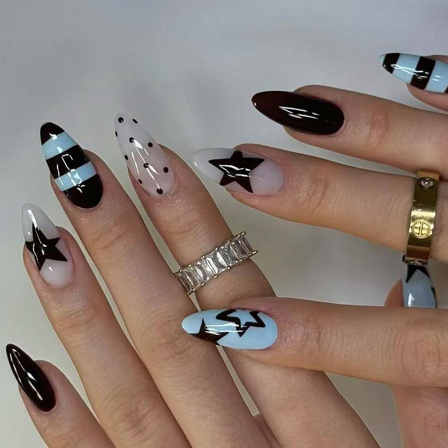 24PCS Simple White Almond False Nails Sweet Cool Black Stars with Diamonds Press On Nails Spice Girls Wearable Ins Nail Manicure