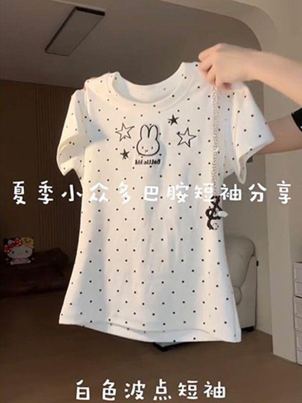 Polka dot rabbit embroidered short-sleeved t-shirt women s summer new front shoulder slim-fitting short Korean beautiful top s [recommended within 45kg ]