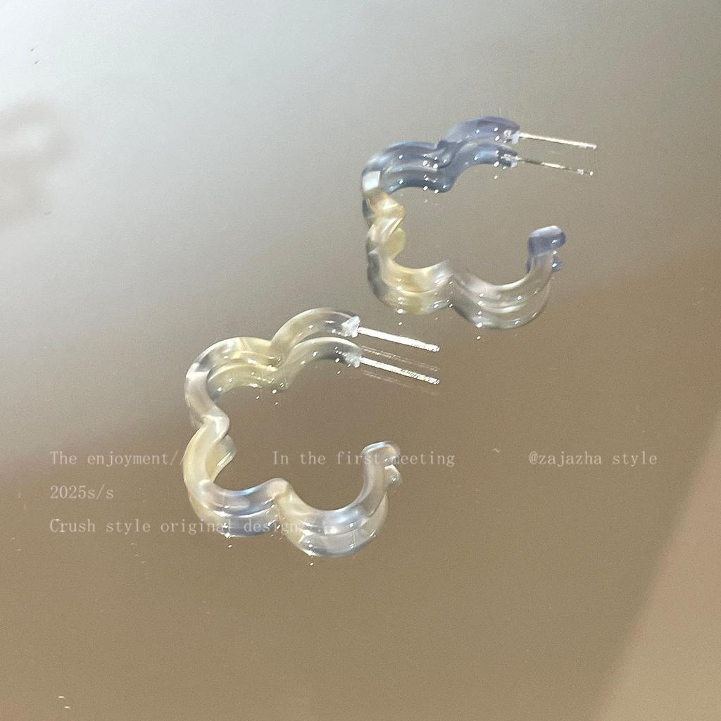 Blue Flower Stud Earrings - Women's Summer Beach Style Accessory with Dopamine Niche Design in Pink