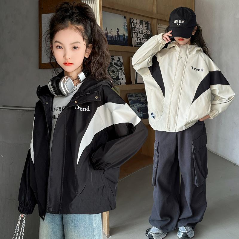 Girls' Outerwear, Autumn Children's Submachine Jacket 2026 New Style, This Year's Popular and Explosive Early Autumn Lightweight Girls' Top