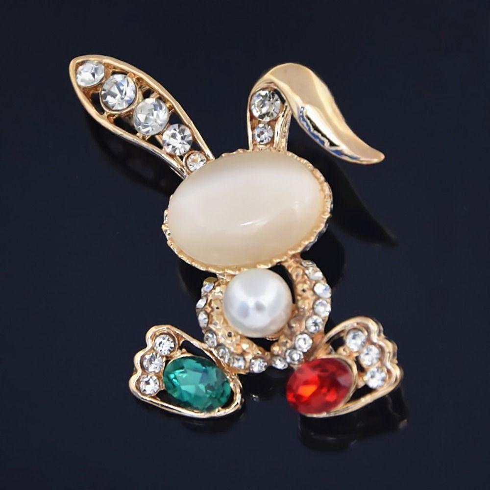 Women Exquisite Luxury Jewelry Korean Style Brooch Rabbit Brooch Suit Accessories Rhinestone Pins