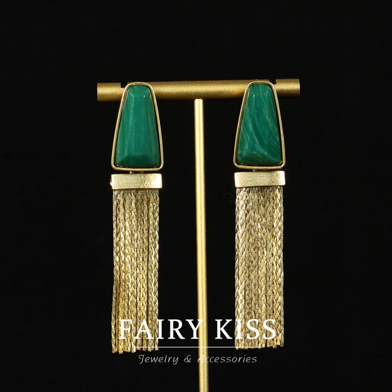 Pendientes de Hombro Largos con Flecos Estilo Palacio, Pendientes con Cadena de Cobre y Piedra Verde de Diseño Personalizado con Temperamento Exquisito
