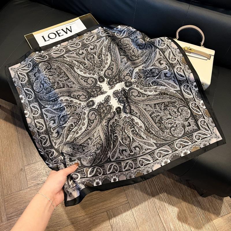 70 Silk Scarves, Square Scarves, High-End Sense, Fashionable And Versatile, Professional Imitation Silk, Small Scarves, Retro Printed Silk Scarves