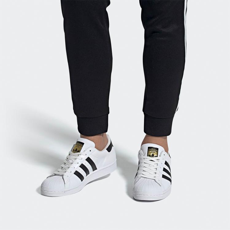 Adidas Originals Superstar Comfortable Lightweight Low-Top Skate Shoes Unisex Sneakers Black White Gradient EG9289