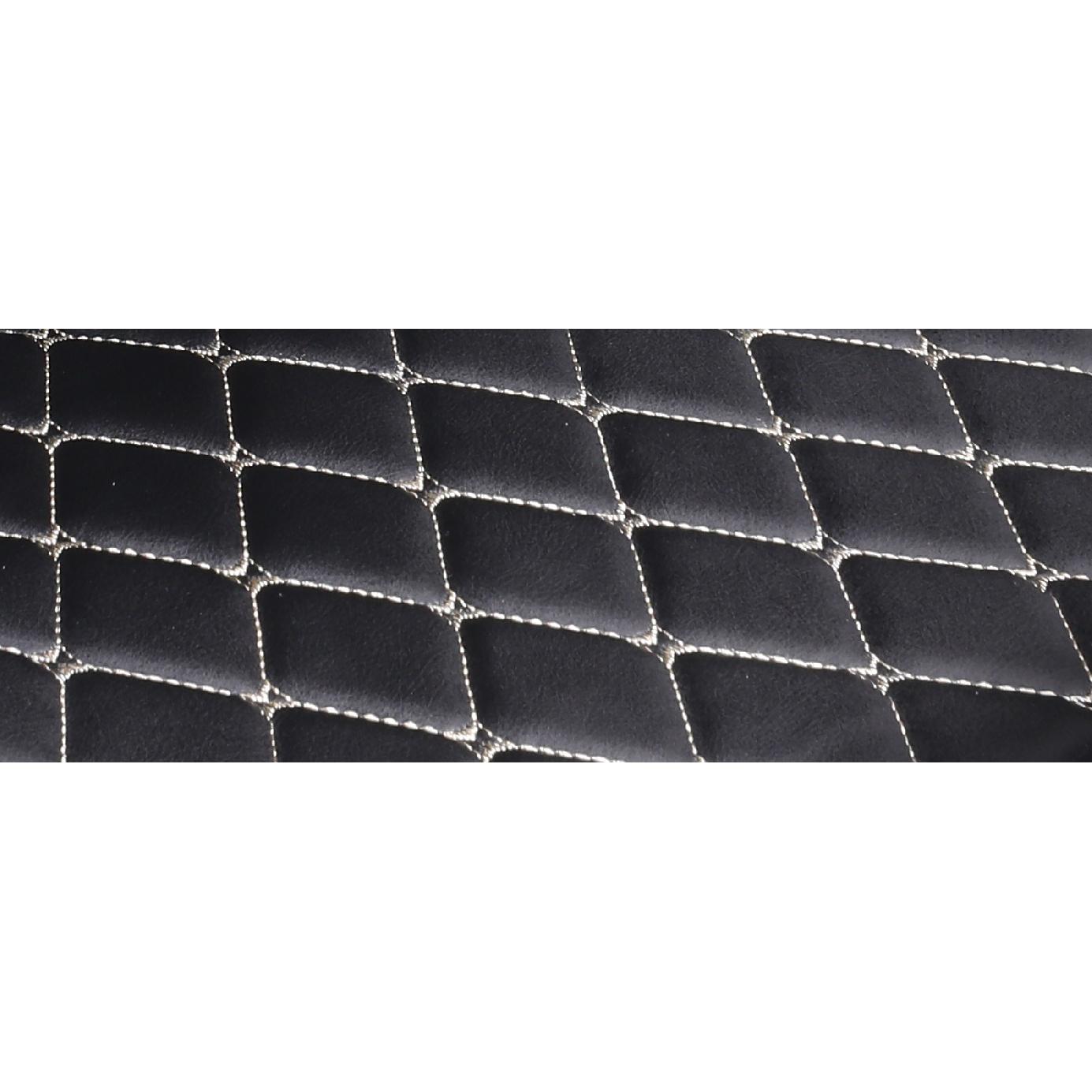 

индивидуальный автомобильный коврик на троих черный белый