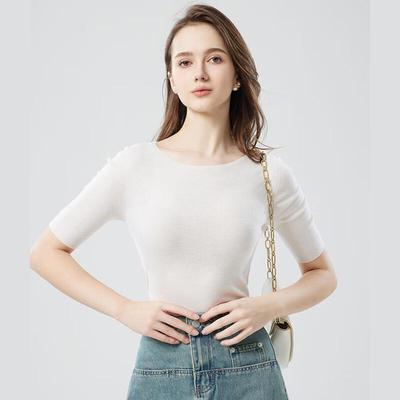 Damen Pullover aus 100% Feinstrick mit Rundhalsausschnitt