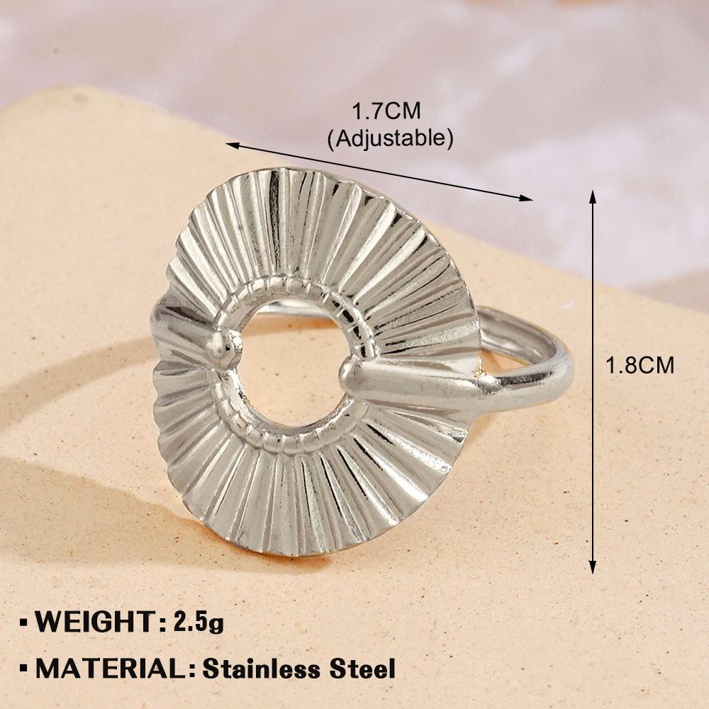 European & American Fashion Stainless Steel Heart-Shaped Geometric Ring - French Retro Style