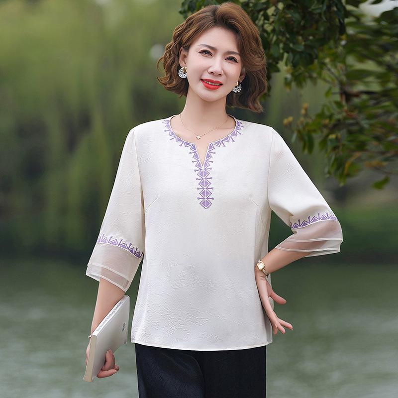 2026 Summer Stylish Slimming Elegant Versatile Seven-Sleeve Outerwear for Middle-Aged Women