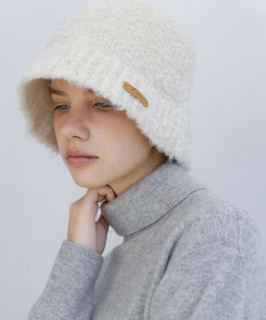 LAMINEZ Soft Boucle Bucket Hat - Cream