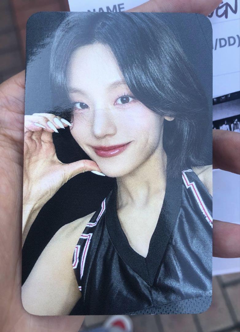 

[USED] ITZY Yeji GWBG Sanok Pre-recorded Limited Trading Card 3