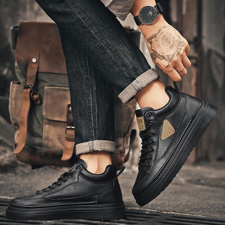 Jarní 2025 Nové vysoké martinské boty Pánské všestranné kožené boty s tlustou podrážkou pro volný čas, palubní boty