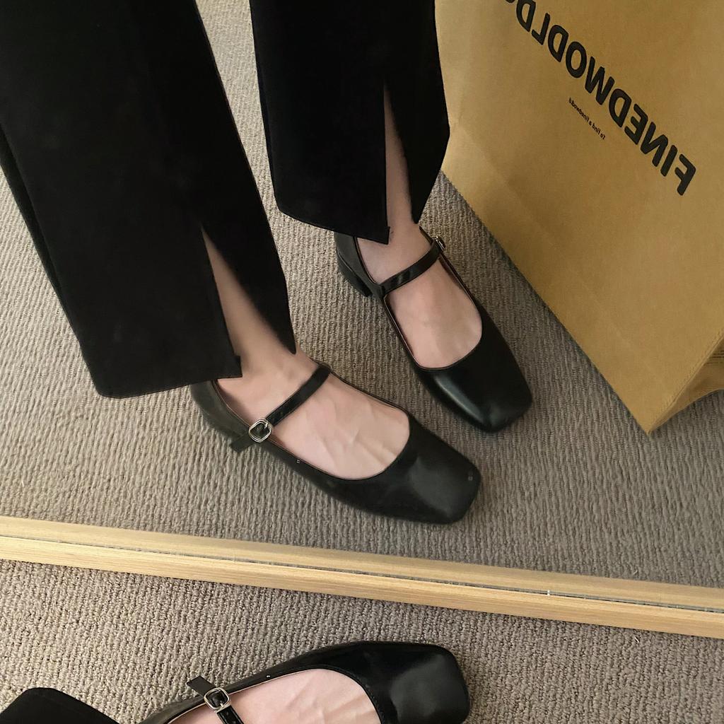 French silver Mary Jane shoes women's shoes 2025 new spring and summer temperament thick heel square head light mouth one word with single shoes