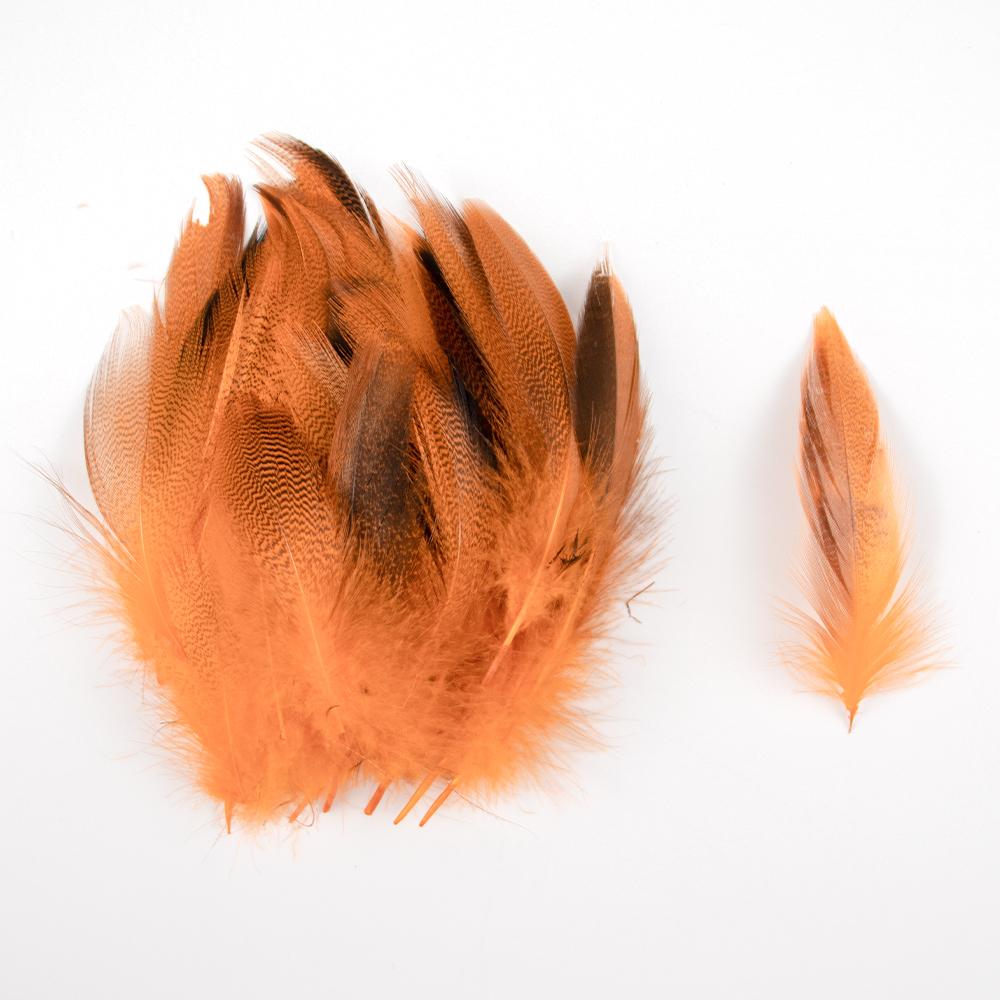 

Упаковка 50 шт. Утиные перья Мелко пятнистые перья с боков кряквы Отобранные вручную Перья чирка Крылья и хвосты Материал для вязания мушек оранжевый