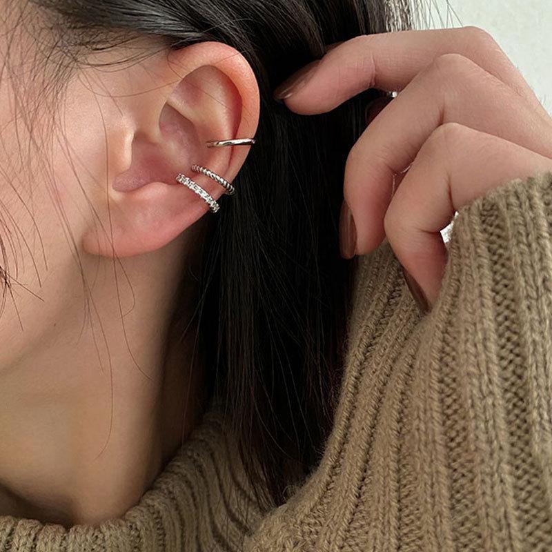 Elegant No-Pierce Ear Cuff: Stylish, High-End Fashion Jewelry for Women