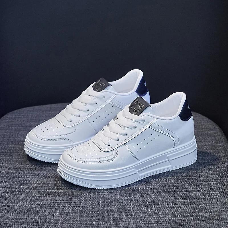 Bílé tenisky pro ženy Platforma Tenisové Dámské Vnitřní výška Běžecké Sportovní boty Žena Ležérní Luxusní Značkové Vulkanizované boty