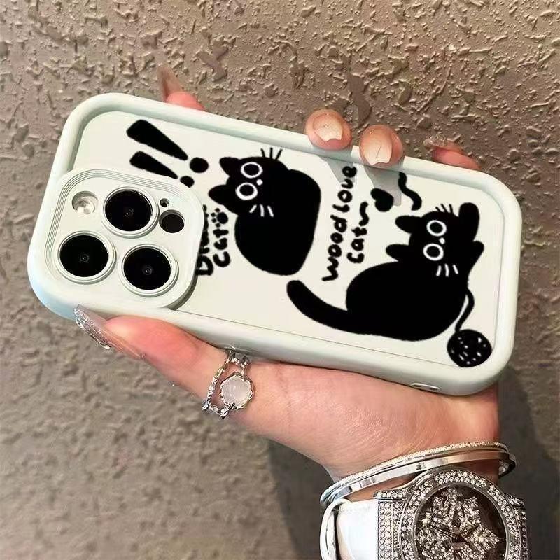 

Yarn Ball Black iPhone 17 Case - Personalized 17 Pro Max Compatible, Ideal for iPhone 16/15 Series. iPhone 15 Pro Max