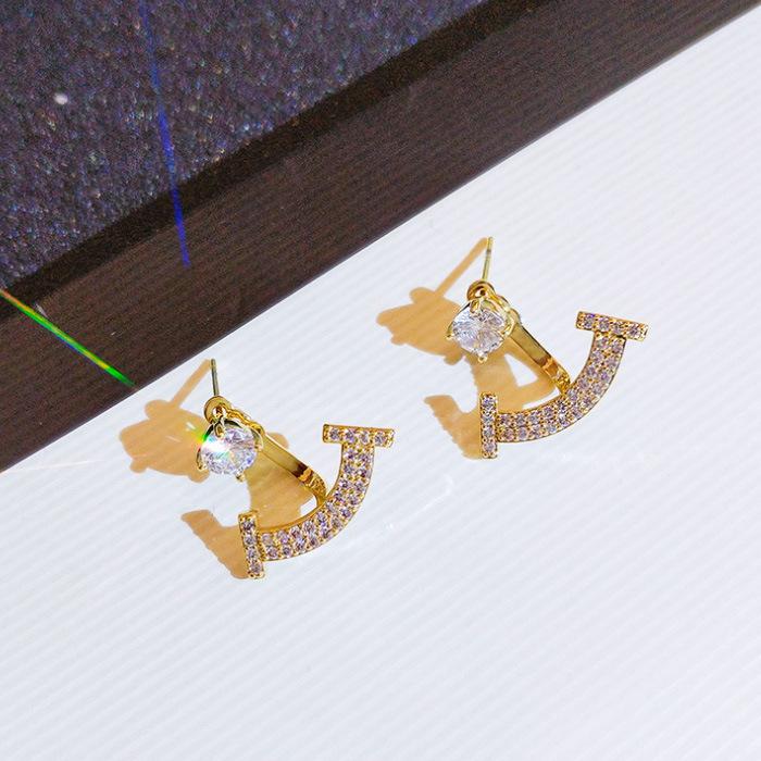 Niche Design Smiley Face Earrings Personalized Tide Diamond Earrings Simple Temperament Integrated Earrings
