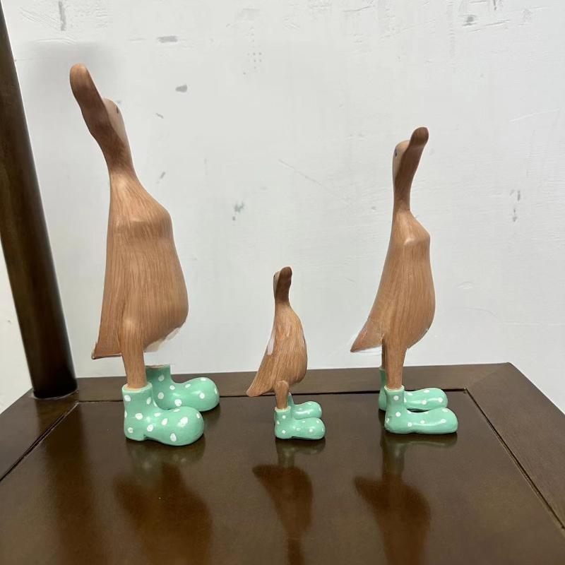 Schattige Regenlaars Eend Simulatie Eendenbeeld Geel Groen Blauw Regenlaars Eend Sculptuur Ambachten Ornament voor Huis Tuindecoraties Tuin(Rechter Look 1 stuks)