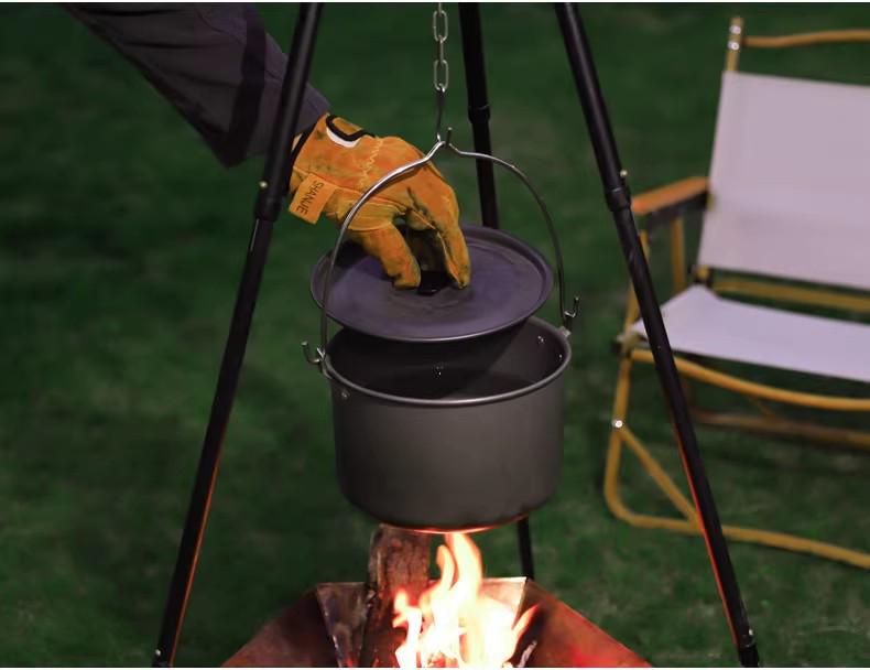 8L Ultra-Light Aluminum Hanging Pot for Camping & Cooking
