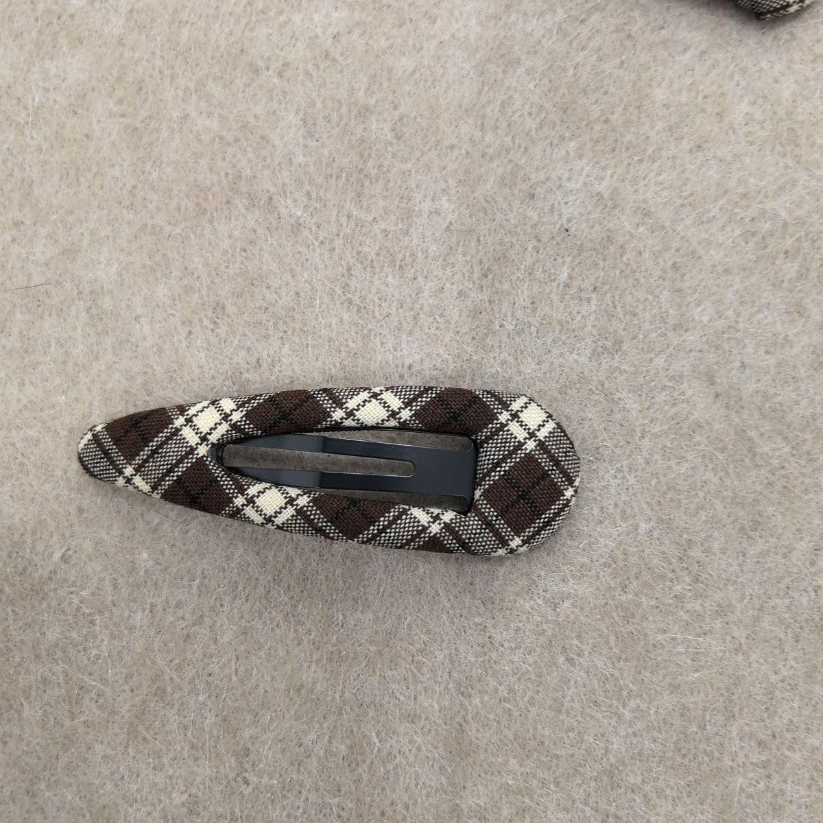 Retro Polka Dot Fabric Hair Clip - High-End College Style