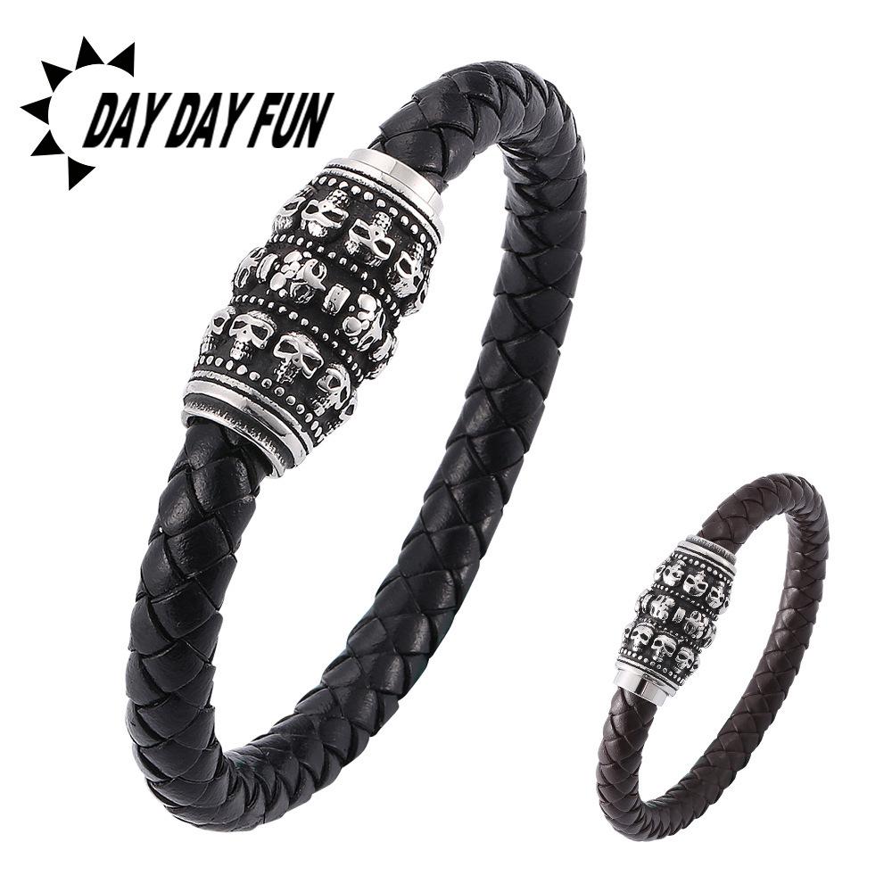 Men's Retro Skull Leather Bracelet with Magnetic Buckle