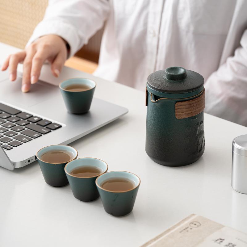 Portable storage travel tea set, coarse pottery Japanese-style express cup, one pot of four cups, a complete set of anti-scalding teapot teacups