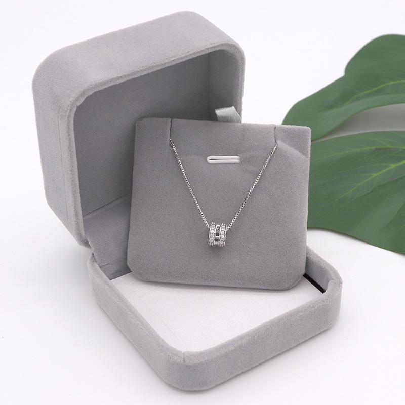 925 Sterling Silver Roman Numeral Circle Pendant Necklace – High-End, Light Luxury Design Clavicle Chain.