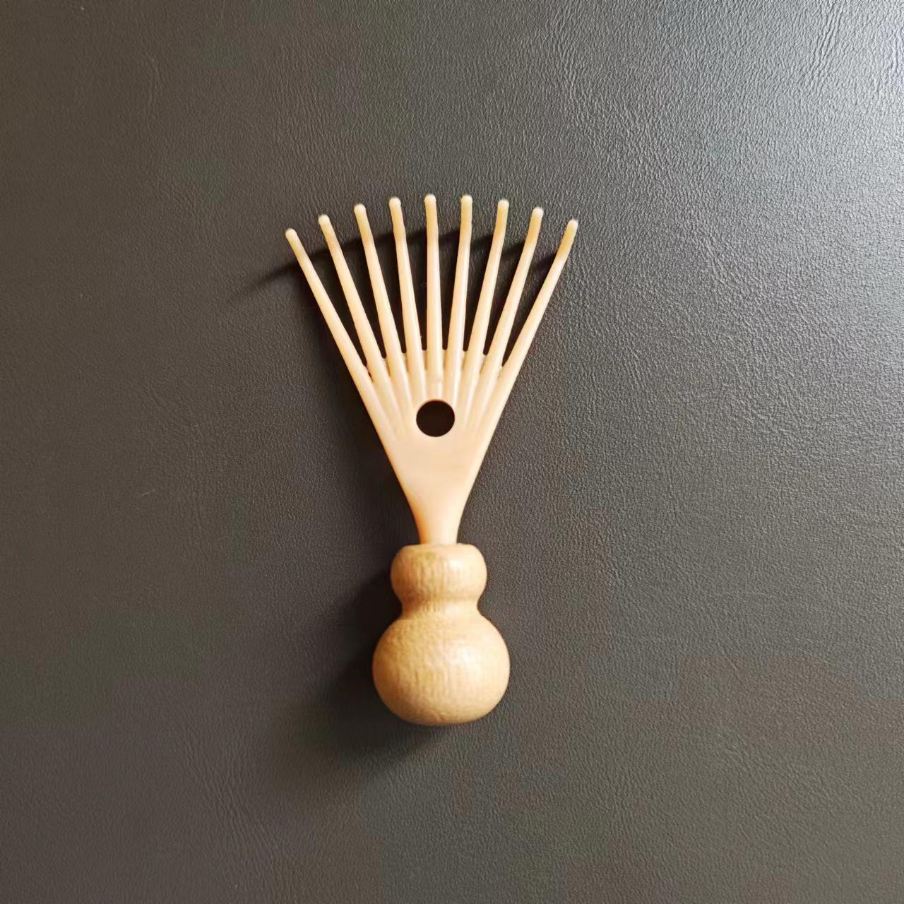 Nine-Claw Scalp Massager: Deep Relaxation & Fatigue Relief with Comfortable Handle