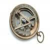 Sonnenuhr Kompass mit Lederetui, Messing , Geschenk für Ihn, Graviert , Drücken für Camping, Wandern,
