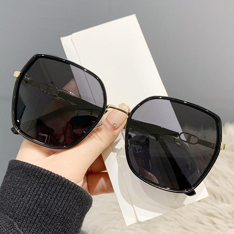 Korean Style Metal Frame Glasses Salamin Sunglasses for Women Square Sunglasses UV Protection