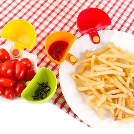 Clip-On Condiment Bowls Silicone Dipping Dishes with Secure Grip Dishwasher Safe Sauce Cups for Ketchup Mustard And Snacks