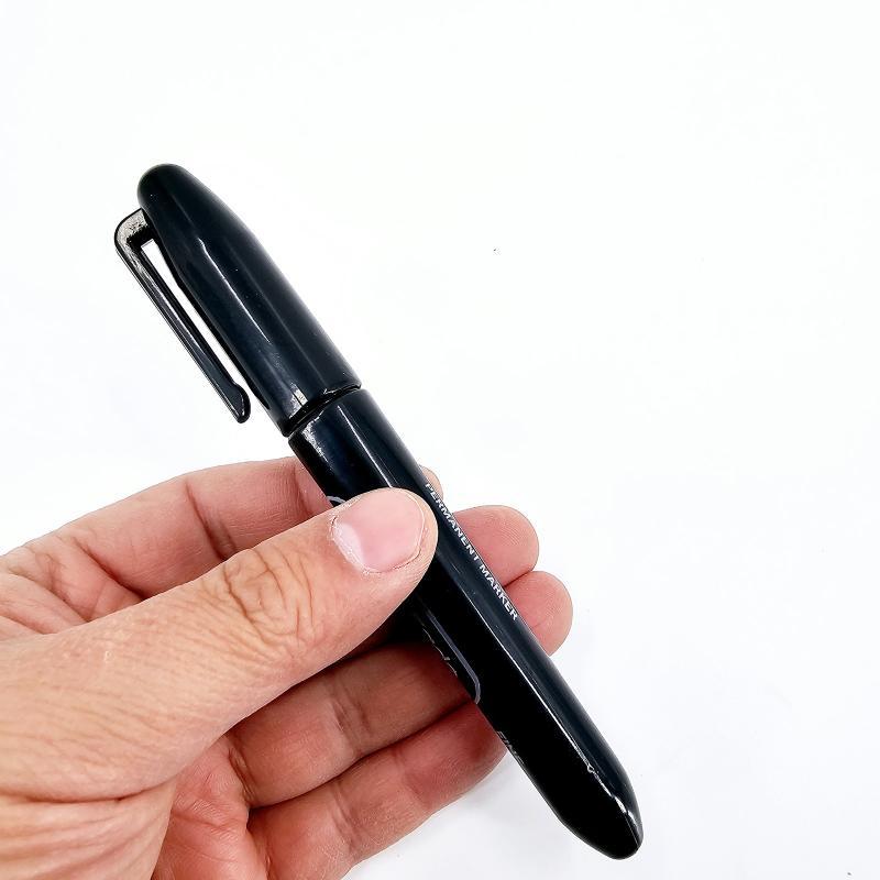 3D Fjedret Hoppende Edderkop Prank Pen - Realistisk Skræmme Magi Gag Legetøj Til Festmagikere (Nem nulstilling, Genopfyldelig blæk)