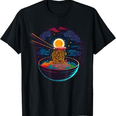 Japanese Moon Ramen Night Graphic Retro Anime Noodles Art T-Shirt