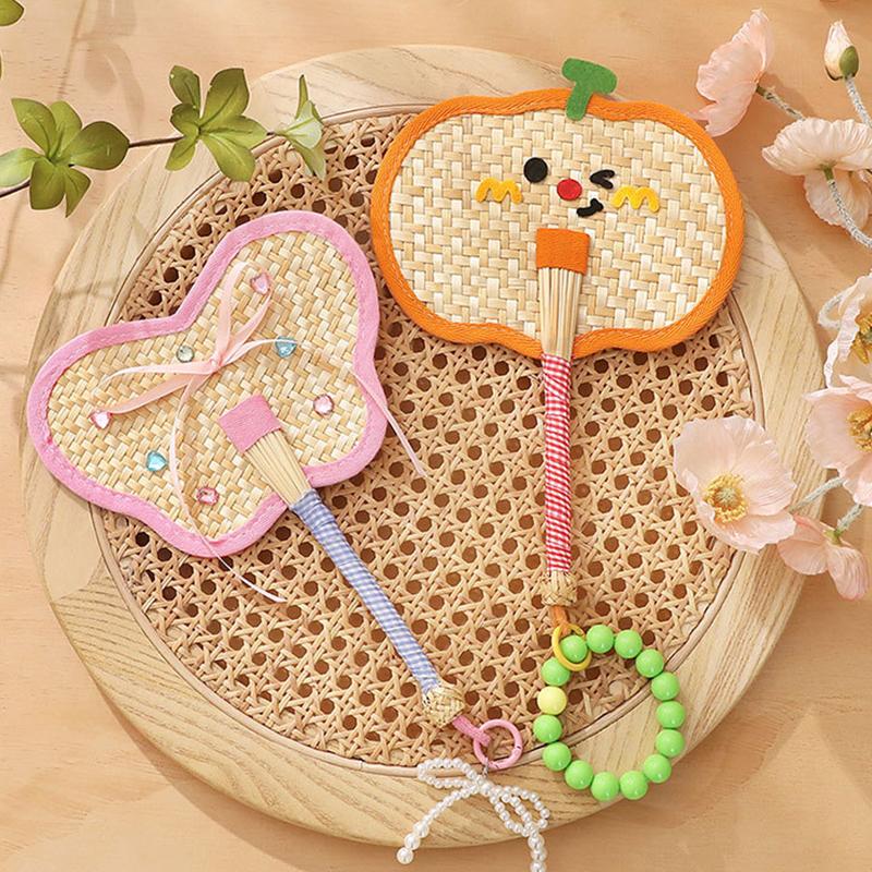 Colorful Handmade Fan Chinese Style Cartoon Shape Straw Bamboo Woven Fan Summer Anti-Mosquito Cooler Handfan Home Decor Pendants