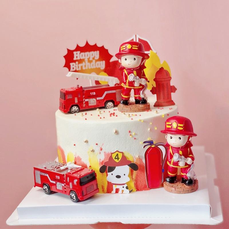 Topper Torta Compleanno Vigile del Fuoco Camion dei Pompieri Spiedino Torta Vigile del Fuoco per Ragazzo Festa di Compleanno 1 Anno Eroe del Fuoco Decorazione Torta a Tema