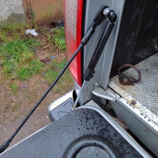 For Nissan Navara NP300 2005-2013 Rear Tailgate Assist Slowdown Gas Shock Strut