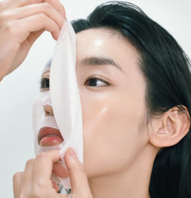 Soothing Heartleaf Sticker Mask for Calming & Hydration