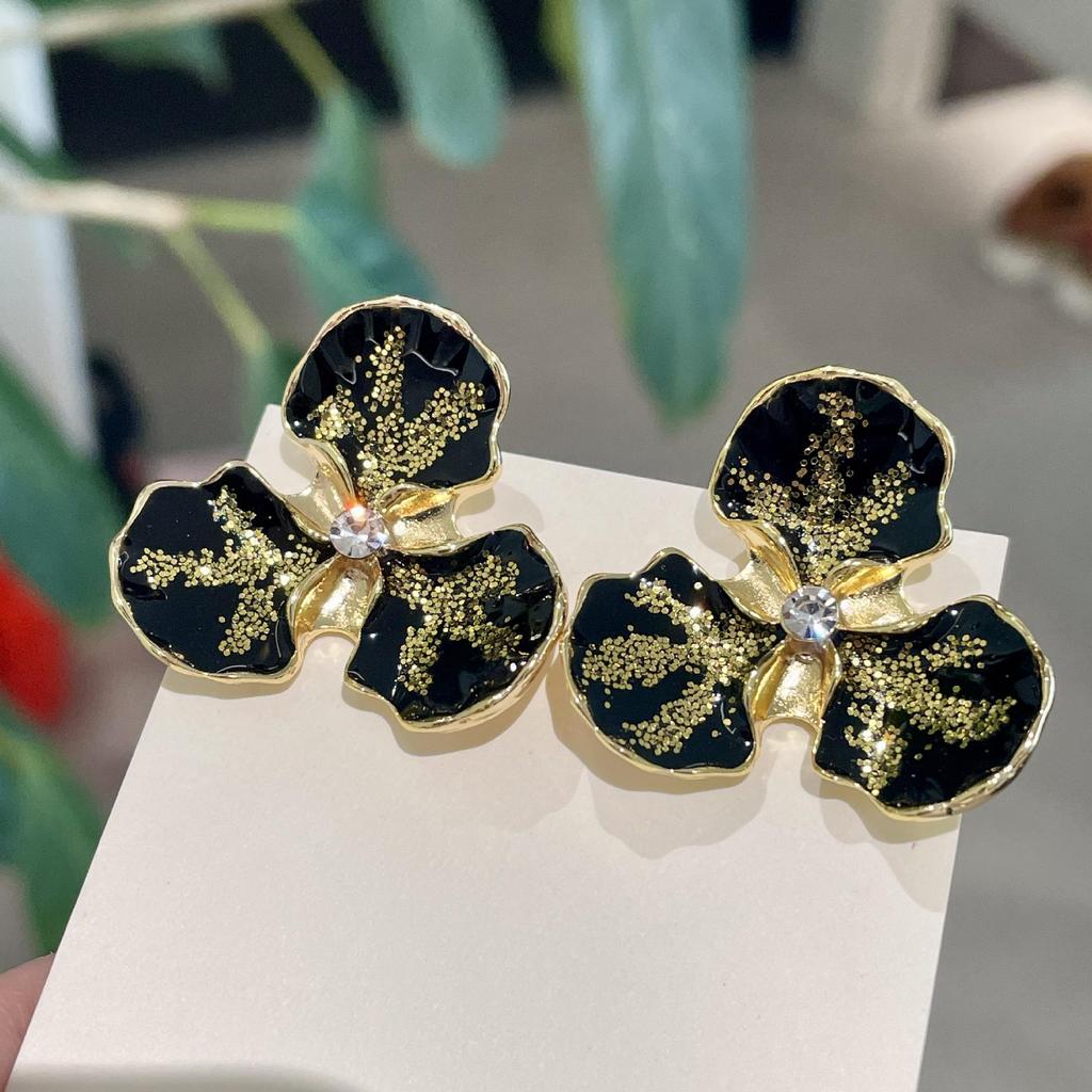 Vintage Black Series Stud Earrings 925 Silver Needle Minimalist High-End Personality Accessories for Women