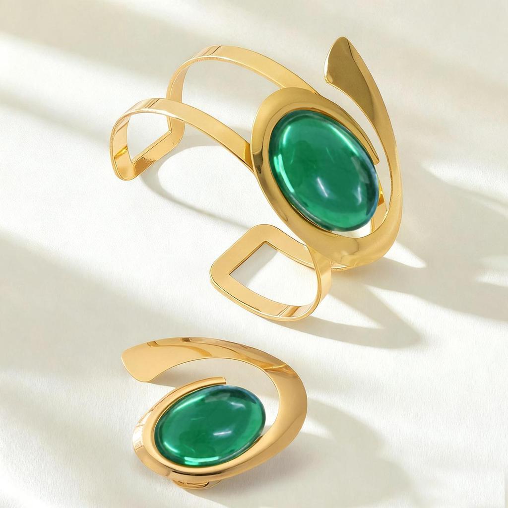 Exaggerated Pearl Spiral Bangle & Ring Set - Stylish and Unique Jewelry Design