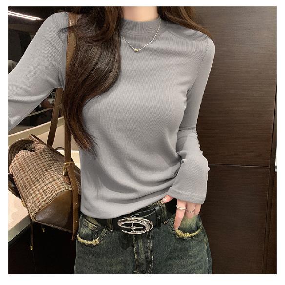 Korean-style gentle solid color long-sleeve knit sweater 2026 spring and autumn new soft and cozy inner layer warm base top for women