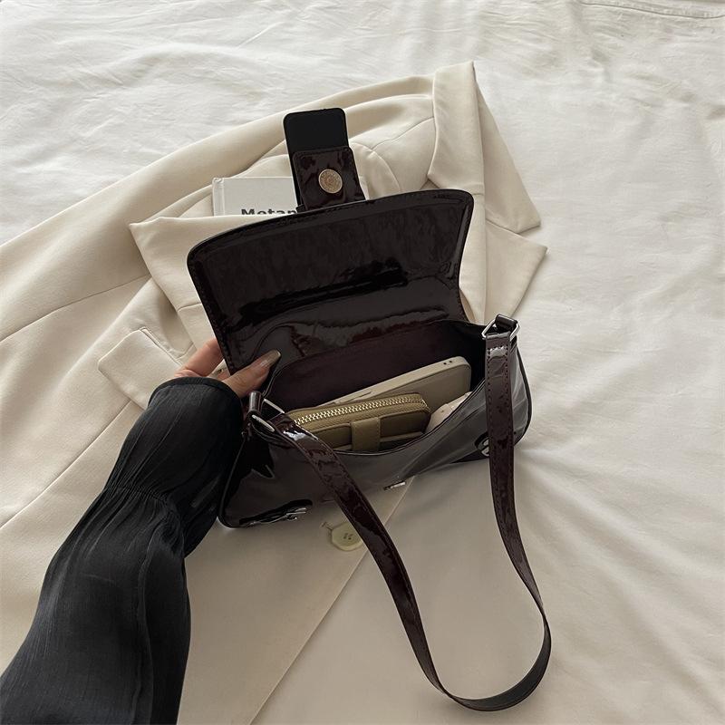 Punk-style Rivet Single-shoulder Bag, Handbag, Cool and Trendy Girl, Underarm Bag, Baguette Bag